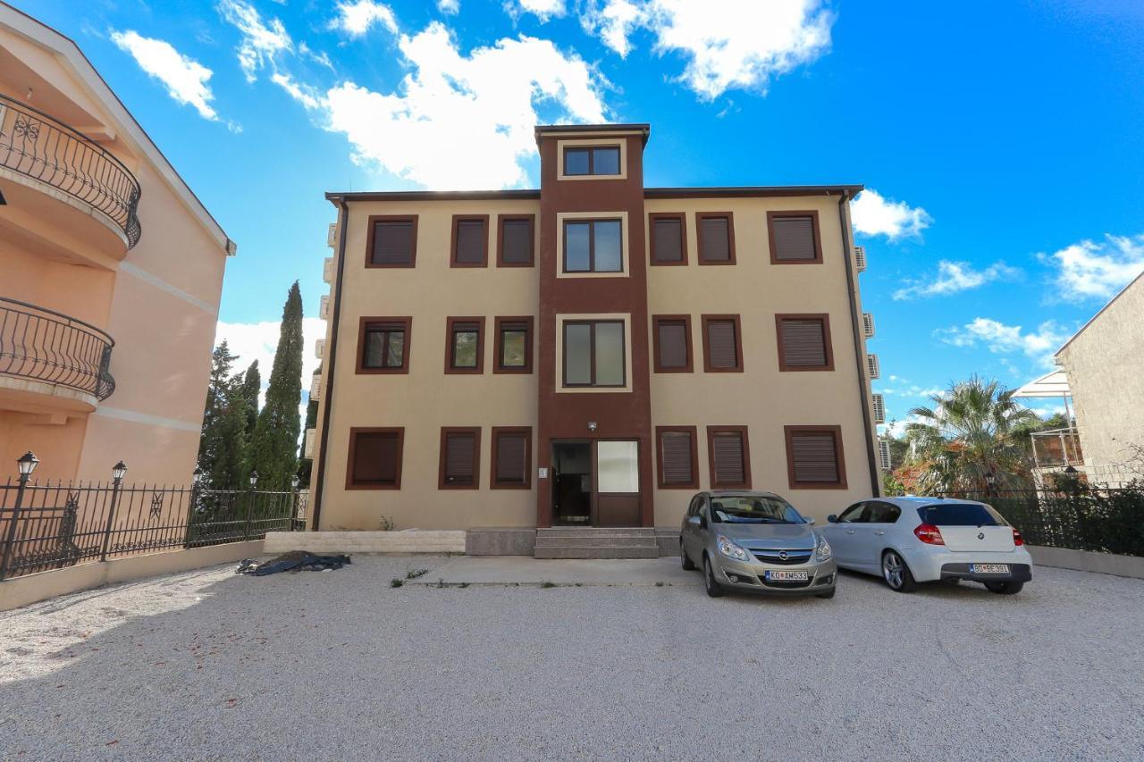 Petrovac Apartment Sidro מראה חיצוני תמונה
